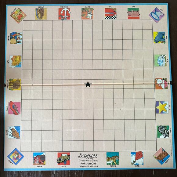 Scrabble for Juniors Selcher and Righter Vintage 1982 Board Game - Picture 2 of 16